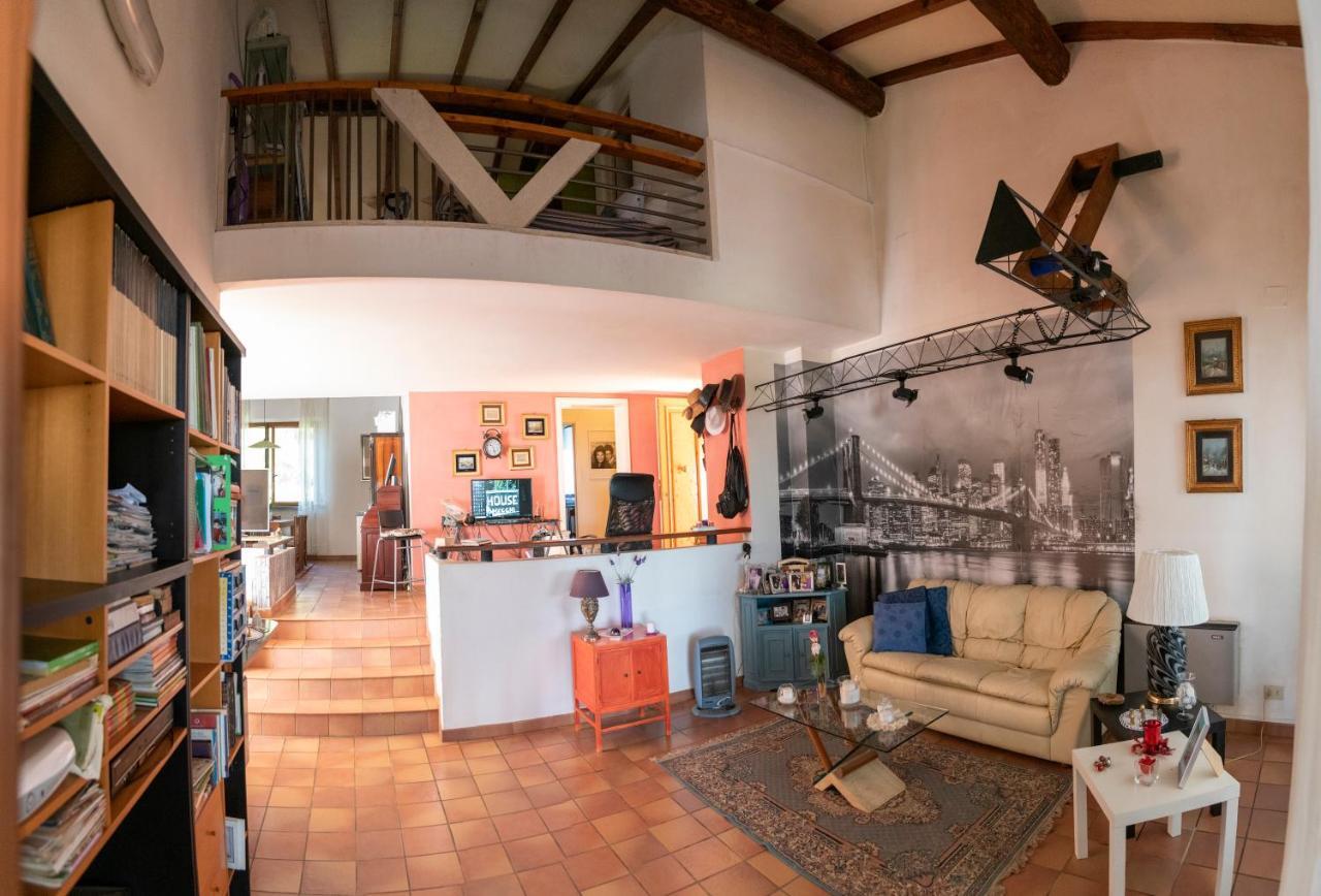 Hause Megghi Gambassi Terme Exterior photo